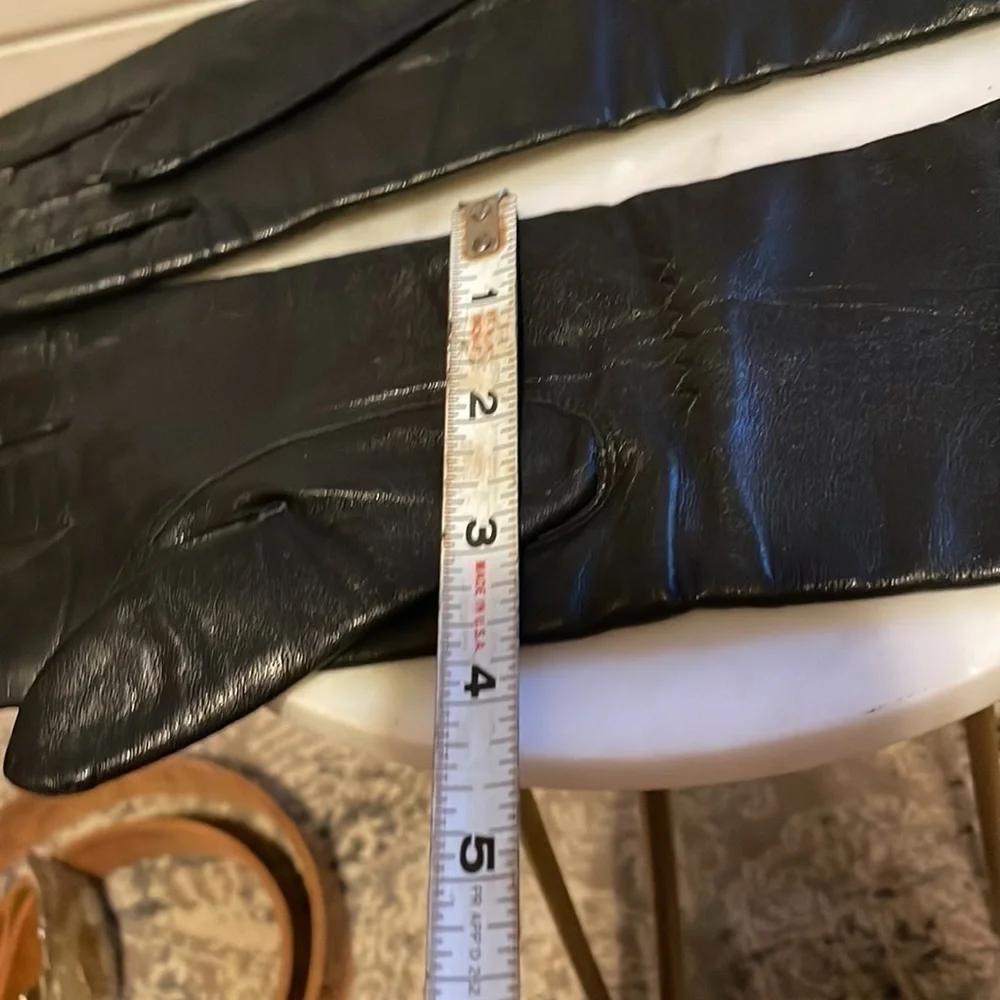 VINTAGE LONG LEATHER GLOVES SZ M